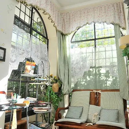 Casa Pontecorvi Bed & Breakfast *